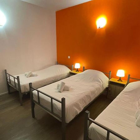 Hotel- Restaurant Le Saint Quentin Dış mekan fotoğraf