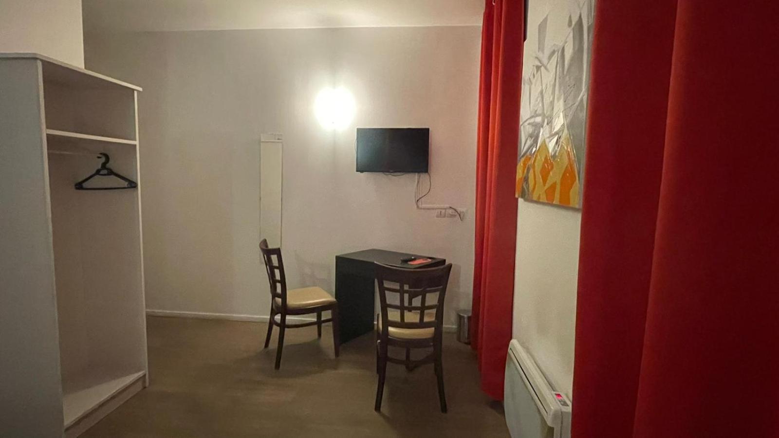 Hotel- Restaurant Le Saint Quentin Dış mekan fotoğraf