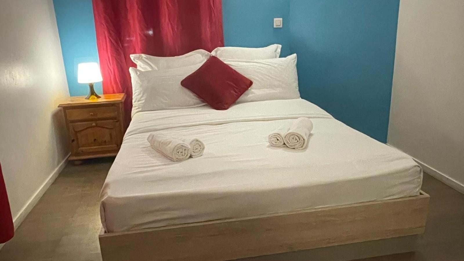 Hotel- Restaurant Le Saint Quentin Dış mekan fotoğraf